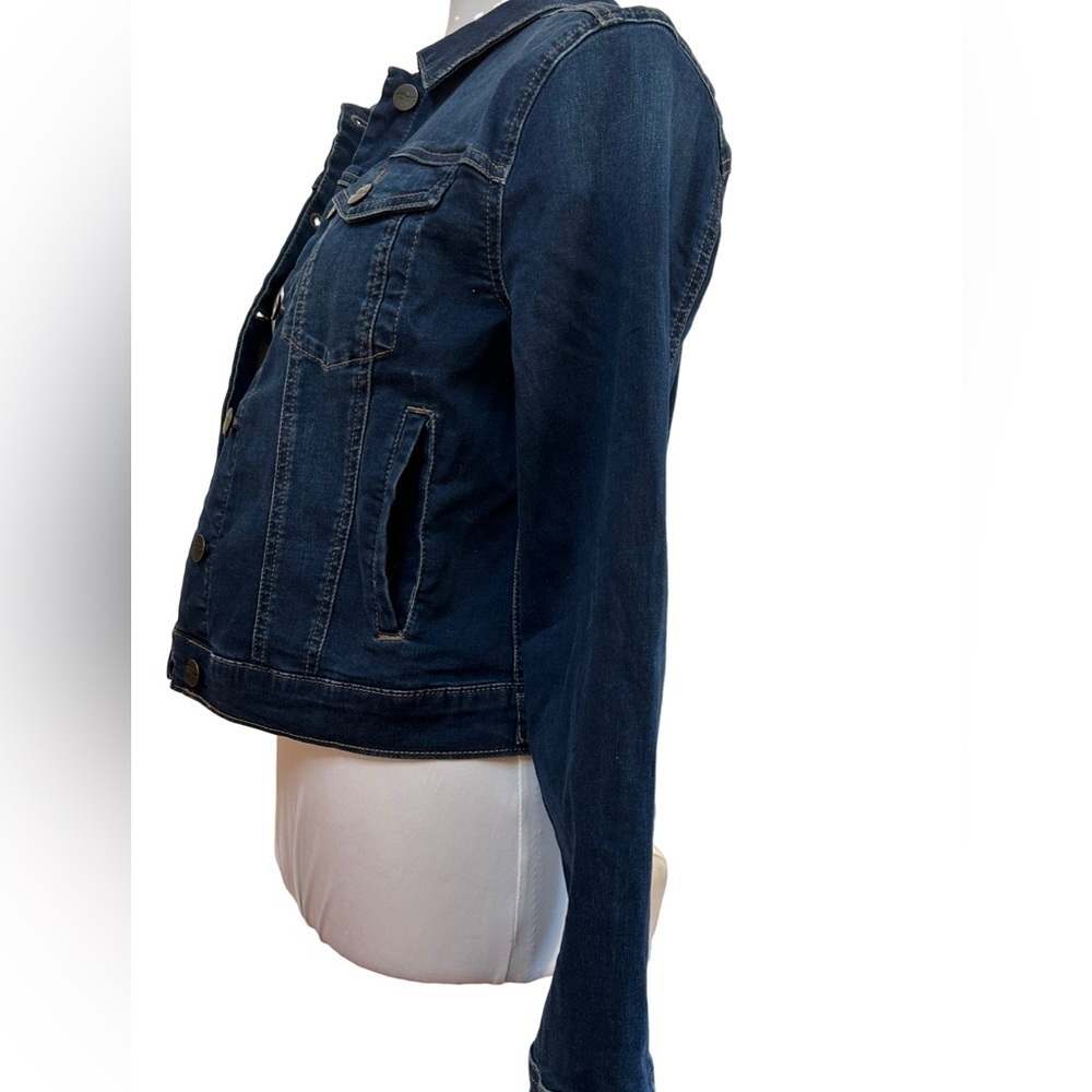 NWT Ricki's Classic Indigo Blue Denim Jacket - Size Medium - Picture 6 of 11